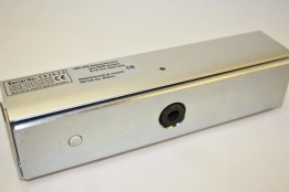 UBK-300 Asennuslevy vastaraudalle 8- 15mm lasioveen Ner 3000 sarjaan