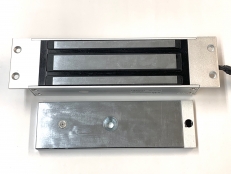 Ner 5000U Magneettilukko uppoasennukseen, releulostulo oven tilatiedolle