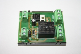 Relekortti potentiaalivapaalla ohjauksella PSB-1224FP