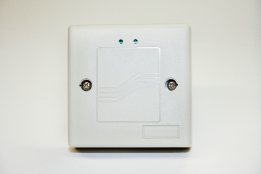 ILR-2 Sulutus releyksikkö kotelolla