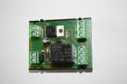 Relekortti potentiaalivapaalla ohjauksella PSB-1224FP