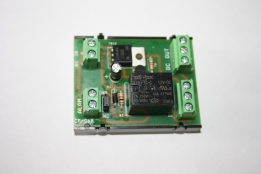 Relekortti potentiaalivapaalla ohjauksella PSB-1224FP